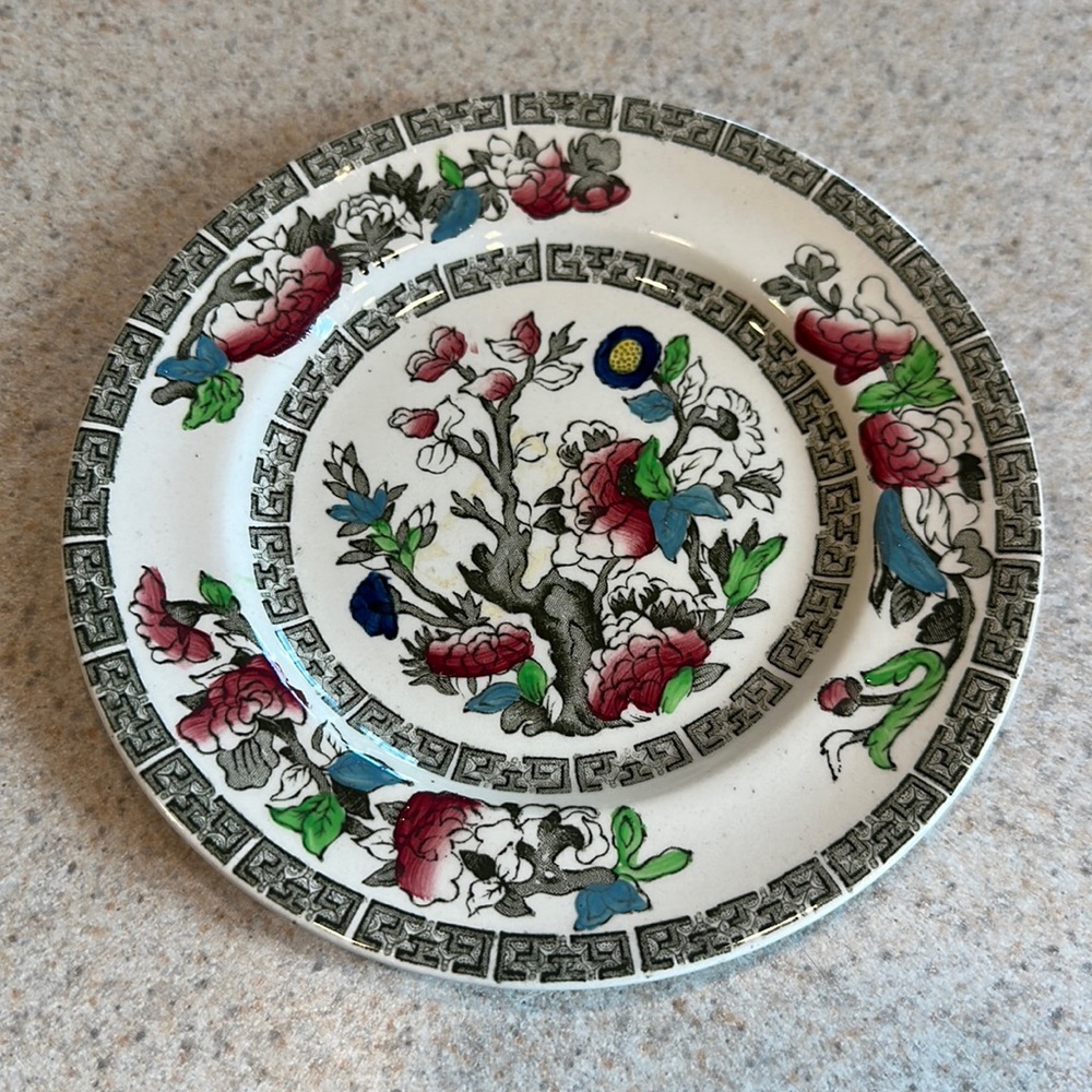 Johnson Brothers vintage pattern  Indian tree dessert/bread Ironstone plates